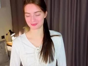 lauratang on Chaturbate