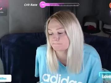 laurynrox on Chaturbate