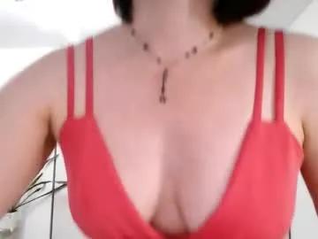 lavender_victoria on Chaturbate