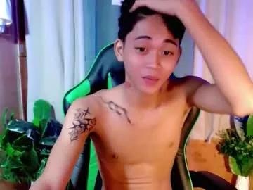 leemoreno18 on Chaturbate