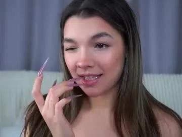 linettedennett on Chaturbate