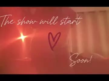 little_maeve on Chaturbate