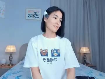 lora_lifelover on Chaturbate