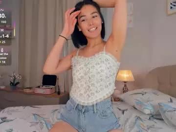 lora_lifelover on Chaturbate