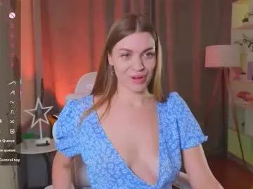 lovellalipss on Chaturbate