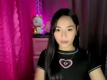 lovely_leah23 on Chaturbate