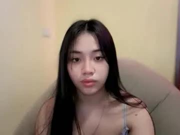 lovely_leah23 on Chaturbate