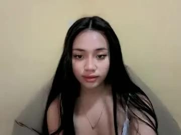 lovely_leah23 on Chaturbate