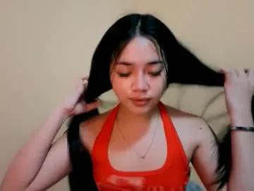 lovely_leah23 on Chaturbate