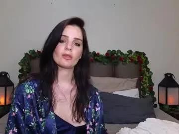 lucy1990xxx on Chaturbate