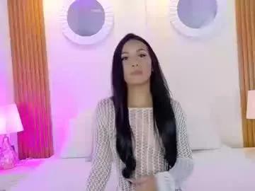 lucyowenss on Chaturbate