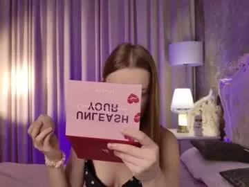 lucyshaw on Chaturbate