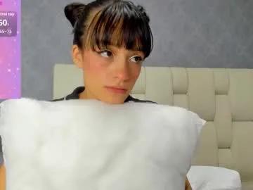 luna_bella3 on Chaturbate