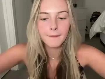 luvaimee on Chaturbate