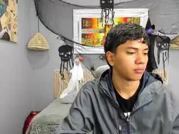 markbowie on Chaturbate