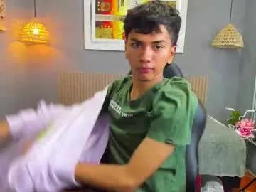 markbowie on Chaturbate