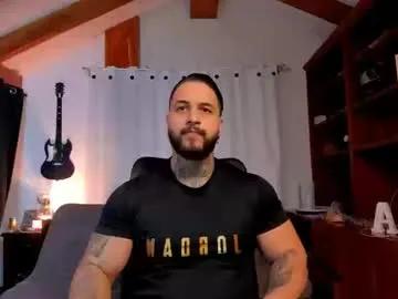 max_dic1 on Chaturbate