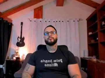 max_dic1 on Chaturbate