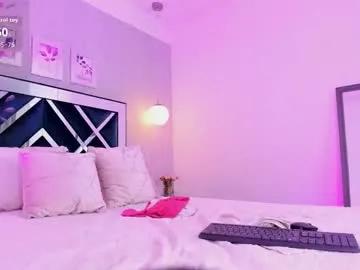 meelody7 — GOAL: erotic dance [19 tokens remaining] Enjoy with me, let me seduce you...I'm very hot!! #bignipples #feet #ebony #cum #anal