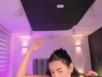 melodysnow on Chaturbate