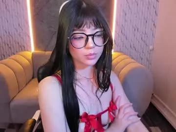 mia_collins_b on Chaturbate