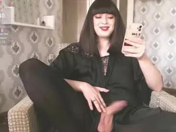 mia_wallase on Chaturbate