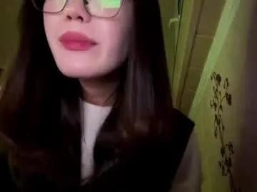 migdaliafenlon — GOAL: Biggest smile ever [22 tokens remaining] Welcome to my room! #teen #18 #shy #skinny #asian