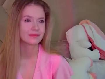 milanabalmain on Chaturbate