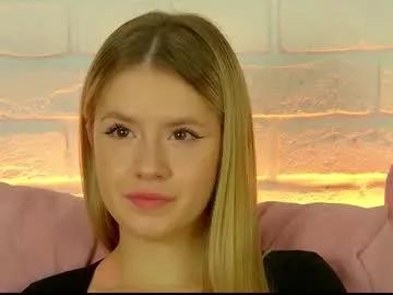 milanabalmain on Chaturbate