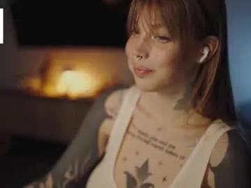 mileeena on Chaturbate