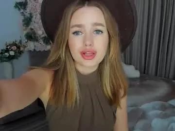 miraclecurly on Chaturbate