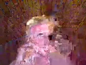 moms_little_monster on Chaturbate