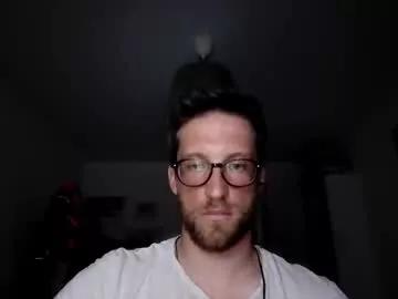 moms_little_monster on Chaturbate