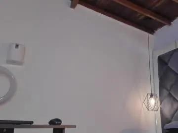 moon_swt_ on Chaturbate