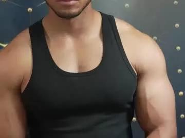 moreno1muscular on Chaturbate