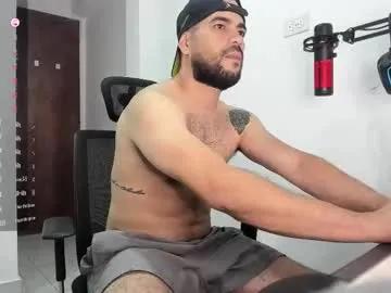 mr_chr1s on Chaturbate
