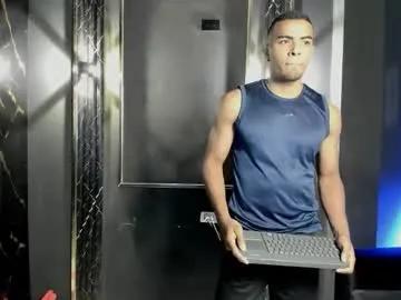 mr_maximo on Chaturbate