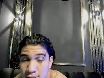 mr_maximo on Chaturbate