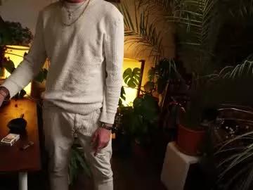 mrlong23cm on Chaturbate