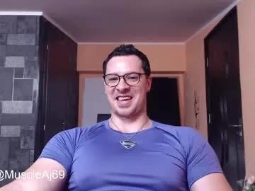 muscleaj69 on Chaturbate