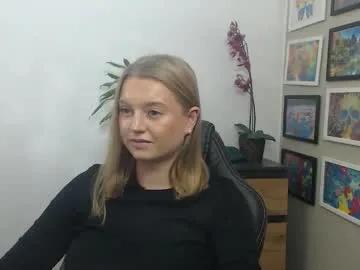 mysteryericax on Chaturbate