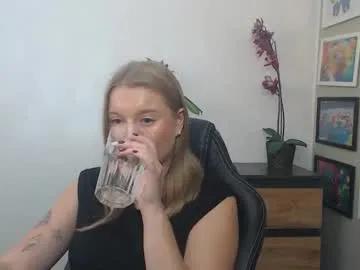 mysteryericax on Chaturbate