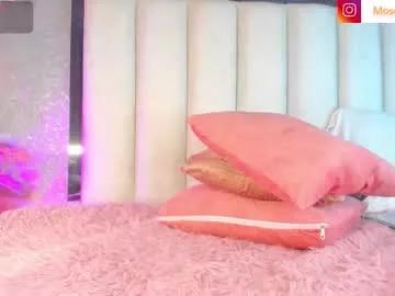 nainadeivis on Chaturbate