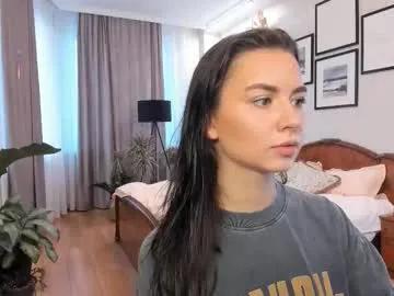 nicoleluuv on Chaturbate