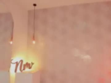 nicolemorelli2 on Chaturbate