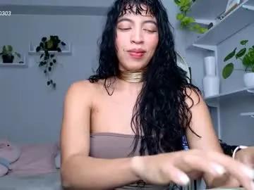 nikol_je on Chaturbate