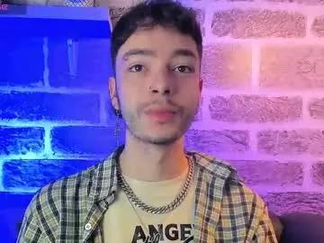 noah_ricci_ on Chaturbate