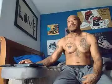 pcuddy3 — Goal 1 : Anal Toy (700 tokens remaining) Phenomenal's Room Fuck Around & Find Out!!! #bbc #athletic #bigass #smile #fit #tattoo