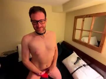 pete_mac — Collared slut -- come play!  #gay #submissive #exhibitionist #feet   #bdsm