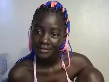 petitte_gyaal on Chaturbate